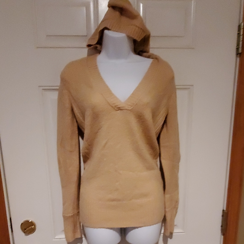 SO SZ M HOODED SWEATER